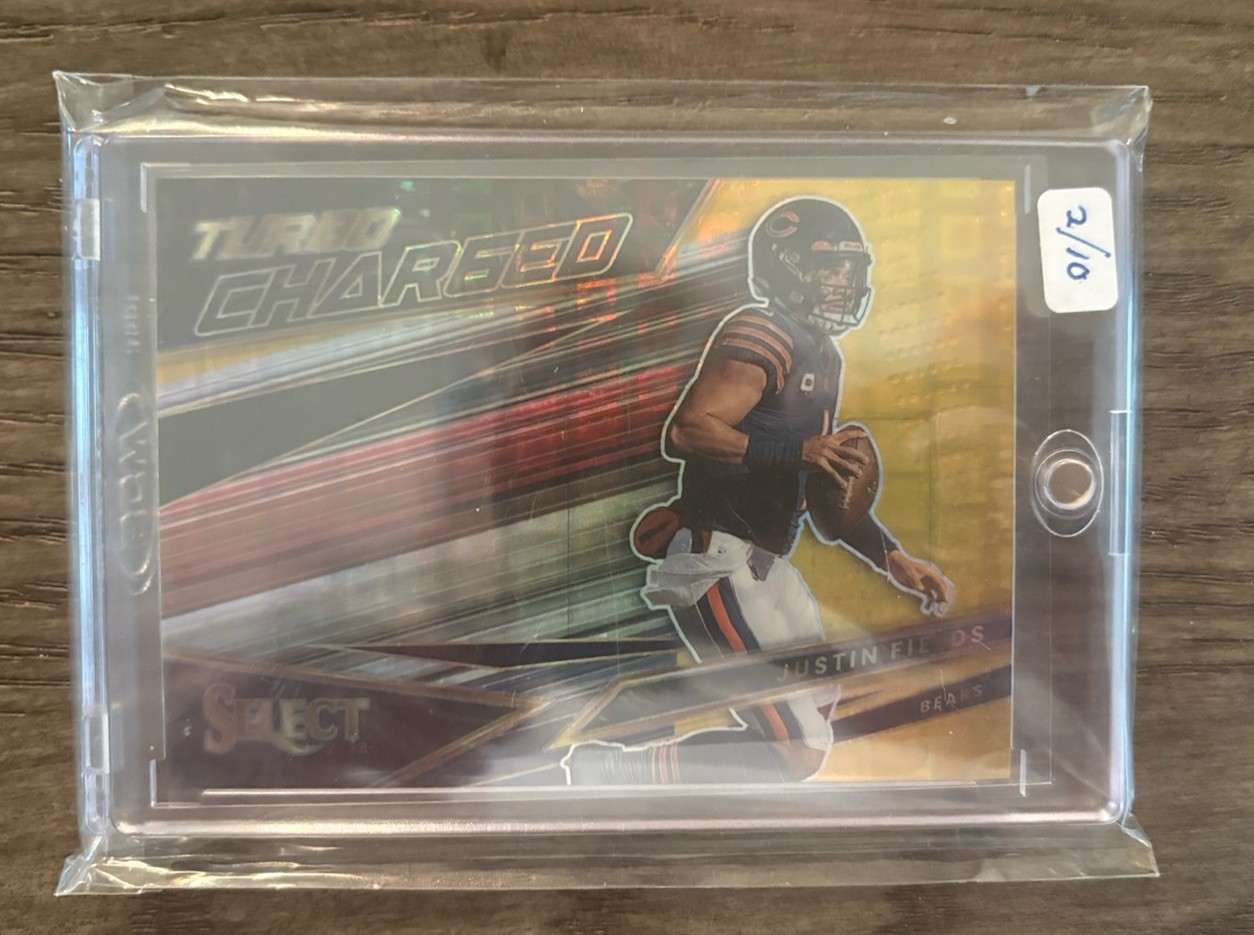 2022 Panini Select Turbocharged Justin Fields Gold Prizm #TUR-2 /10