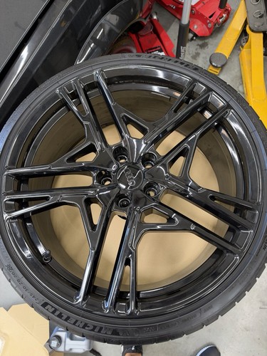 Audi R8 2023 Wheel Black Photo - $2,300