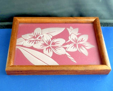 VINTAGE SOLID HAWAIIAN KOA WOOD FRAME ETCHED GLASS PLUMERIAS FITS 5" X 7"