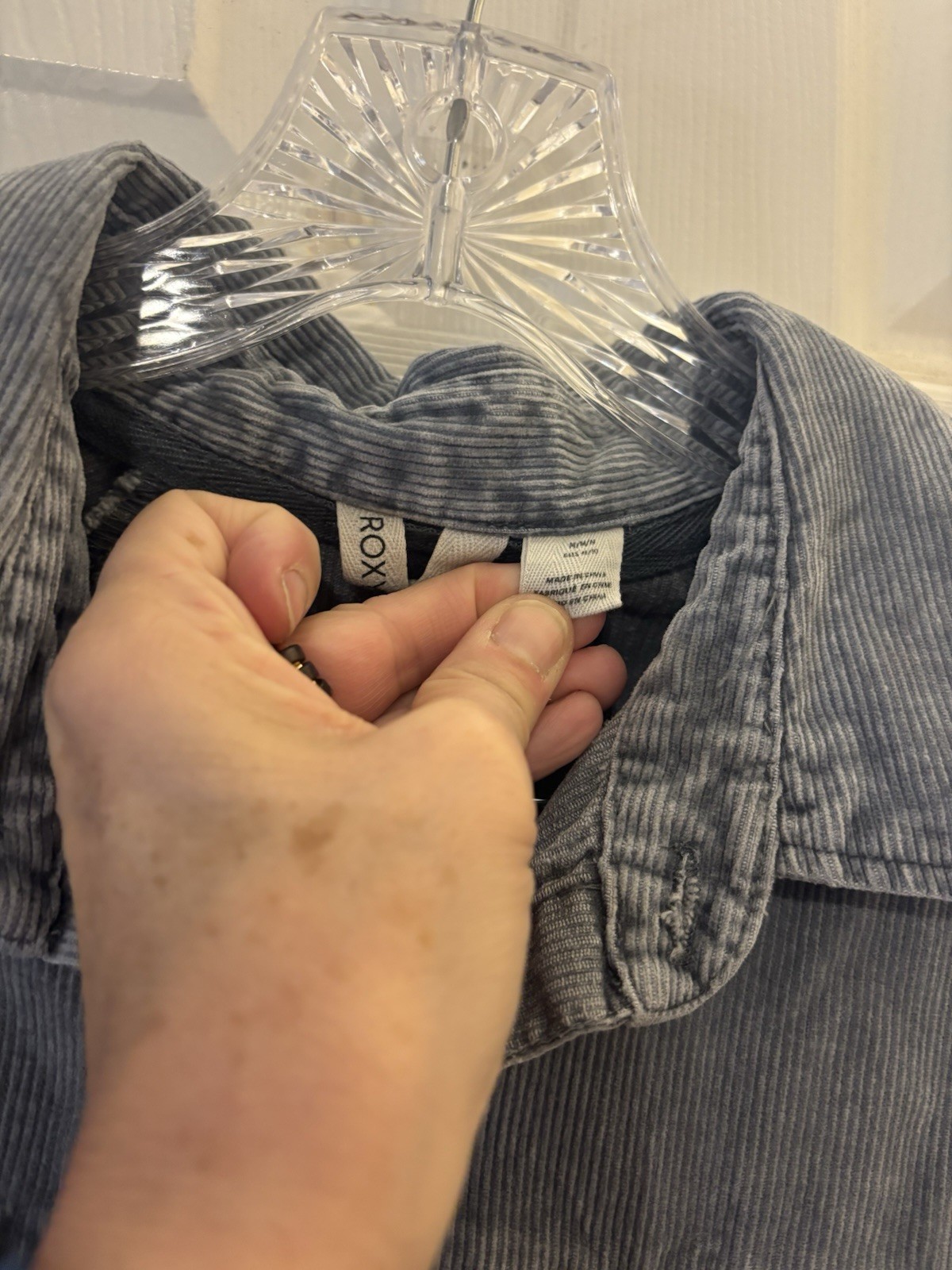 Roxy Size Medium Gray Jacket/ Button Shirt - image 4