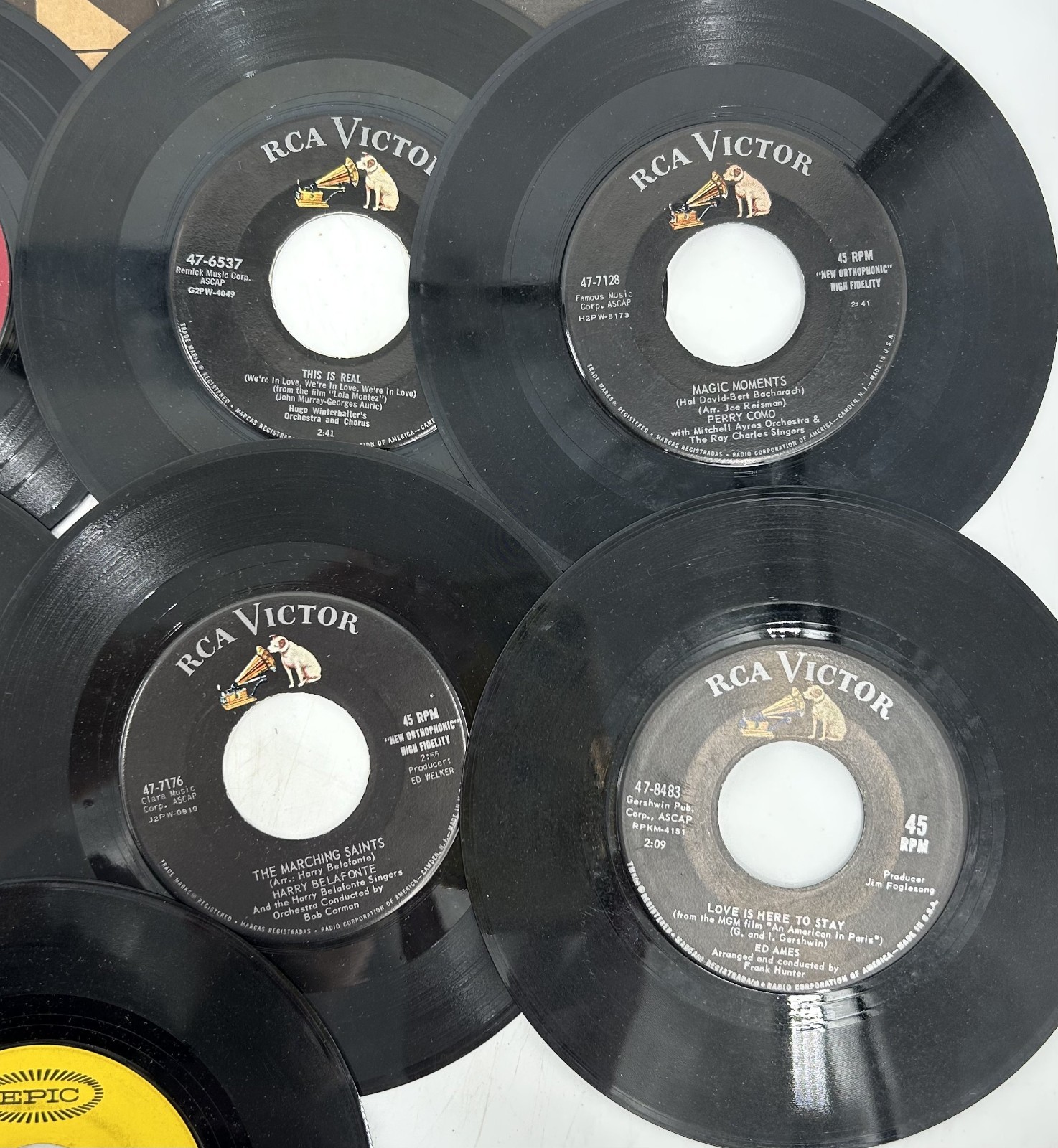 Lot of 17 Vinyl 45's - Sam Cooke, Tony Bennett, Frank Sinatra, Peggy Lee, etc...