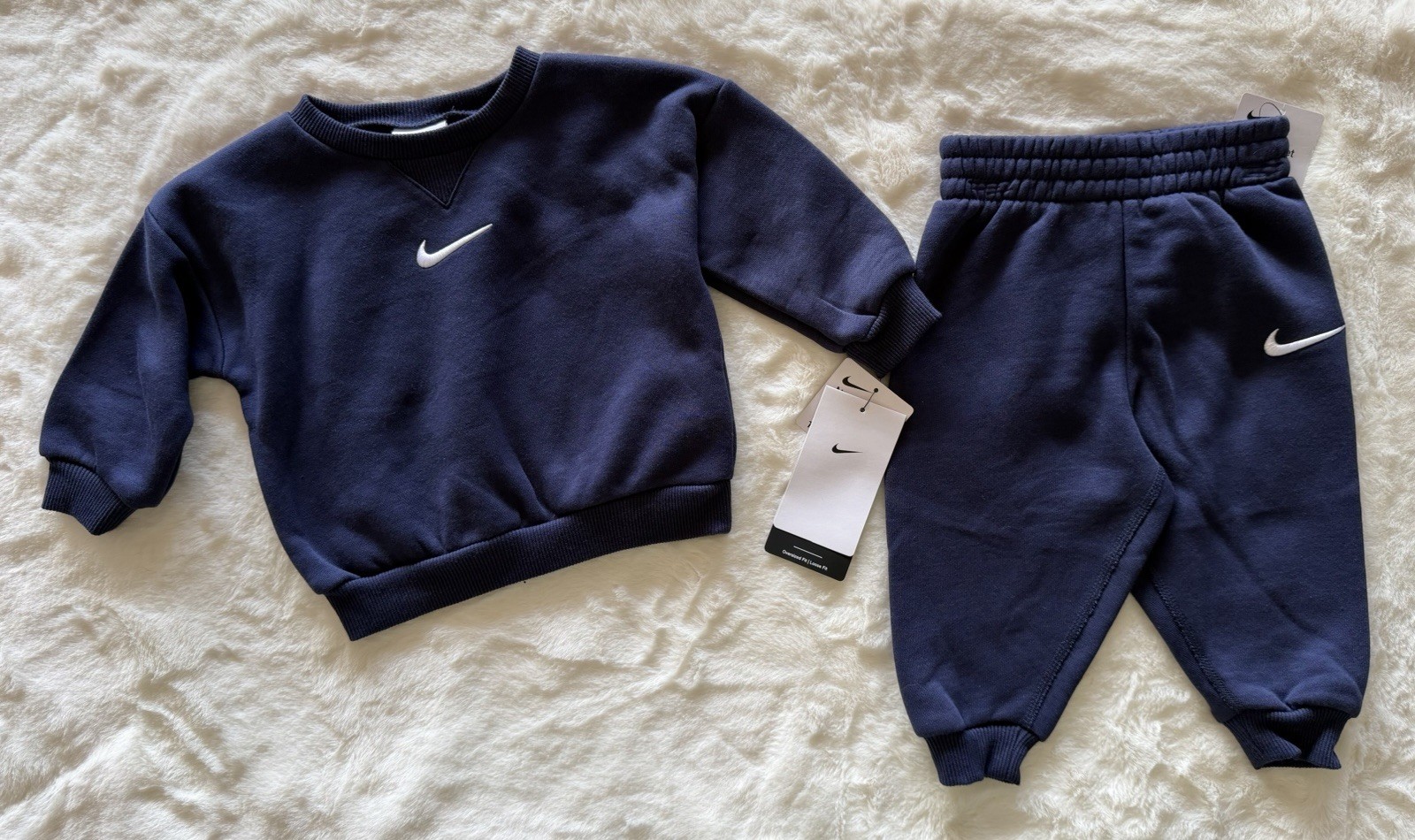 NIKE Sportswear Baby Boy’s Fleece & Sweatshirt & Joggers Outfit, 2-piece set