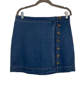Southern Threads Boutique Denim Skirt With Button Detail - Women’s Size L