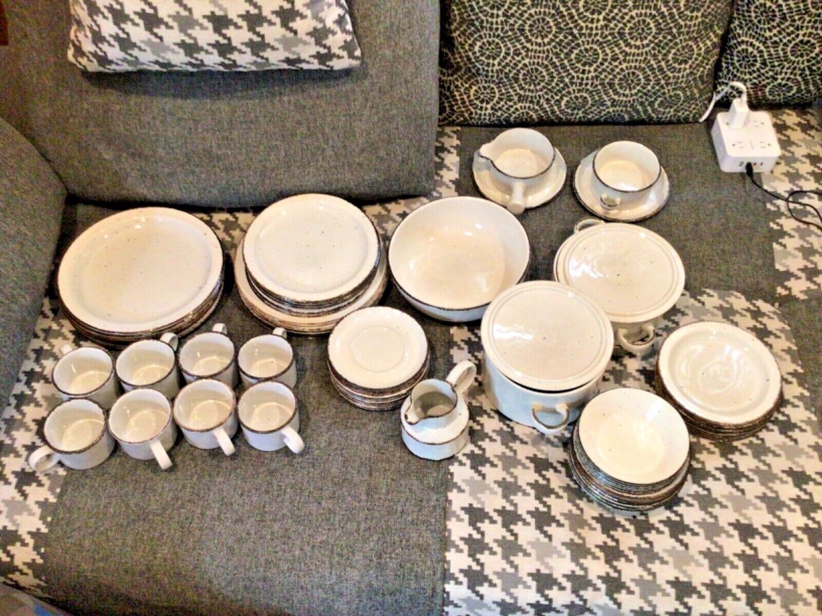 イギリス1960年陶器ミッドウィンター38点セットMade in England イギリス1960年陶器ミッドウィンター38点セットMade in England