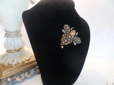 Bee Pin by Mary DeMarco La Contesa Sparkling Swarovski Crystals