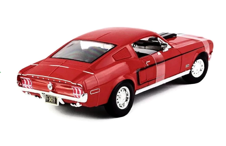 Ford Mustang GT 1968 Cobra Jet (escala 1:18) Foto 2 de 4