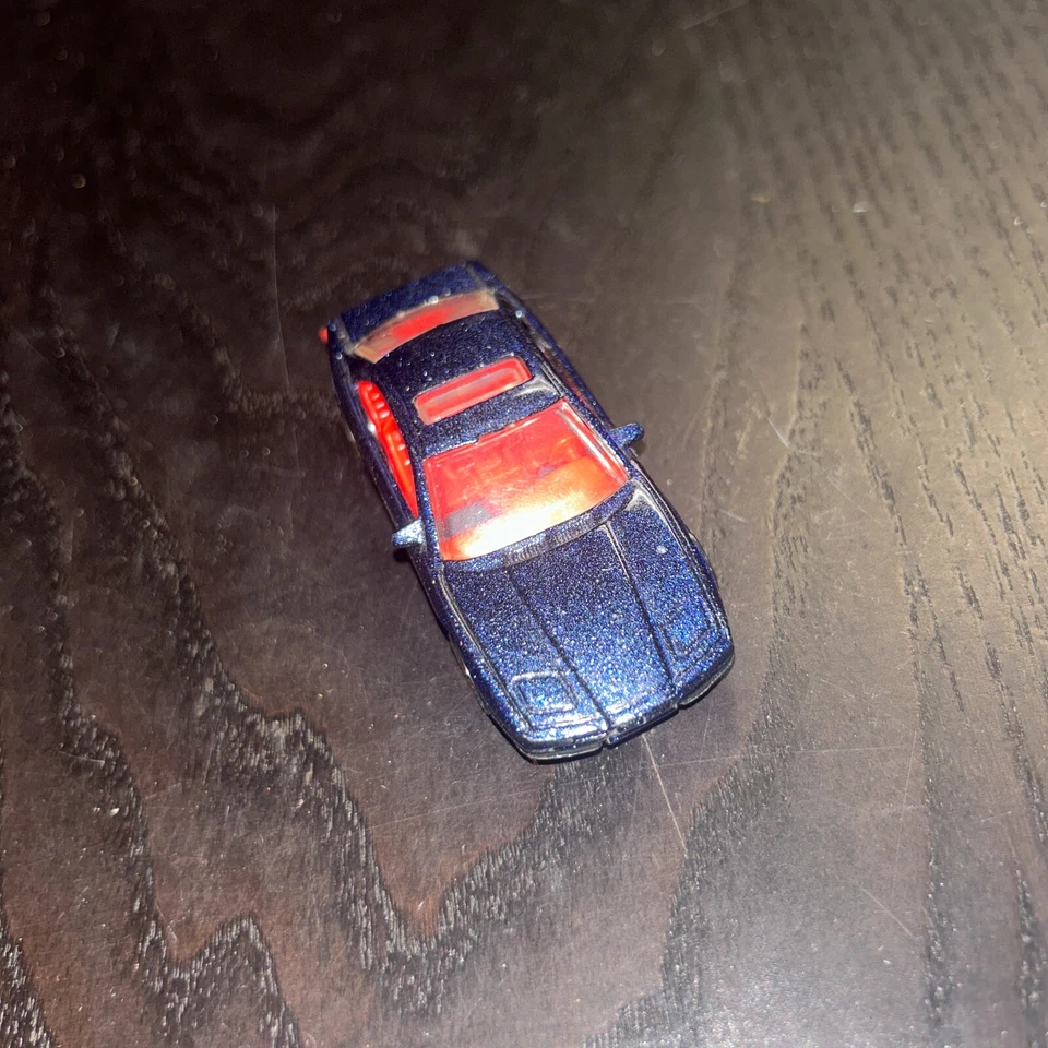 Tarjeta azul Hot Wheels 1990 vintage #255 BMW 850i azul oscuro con ruedas Sp de encaje dorado Foto 2 de 4