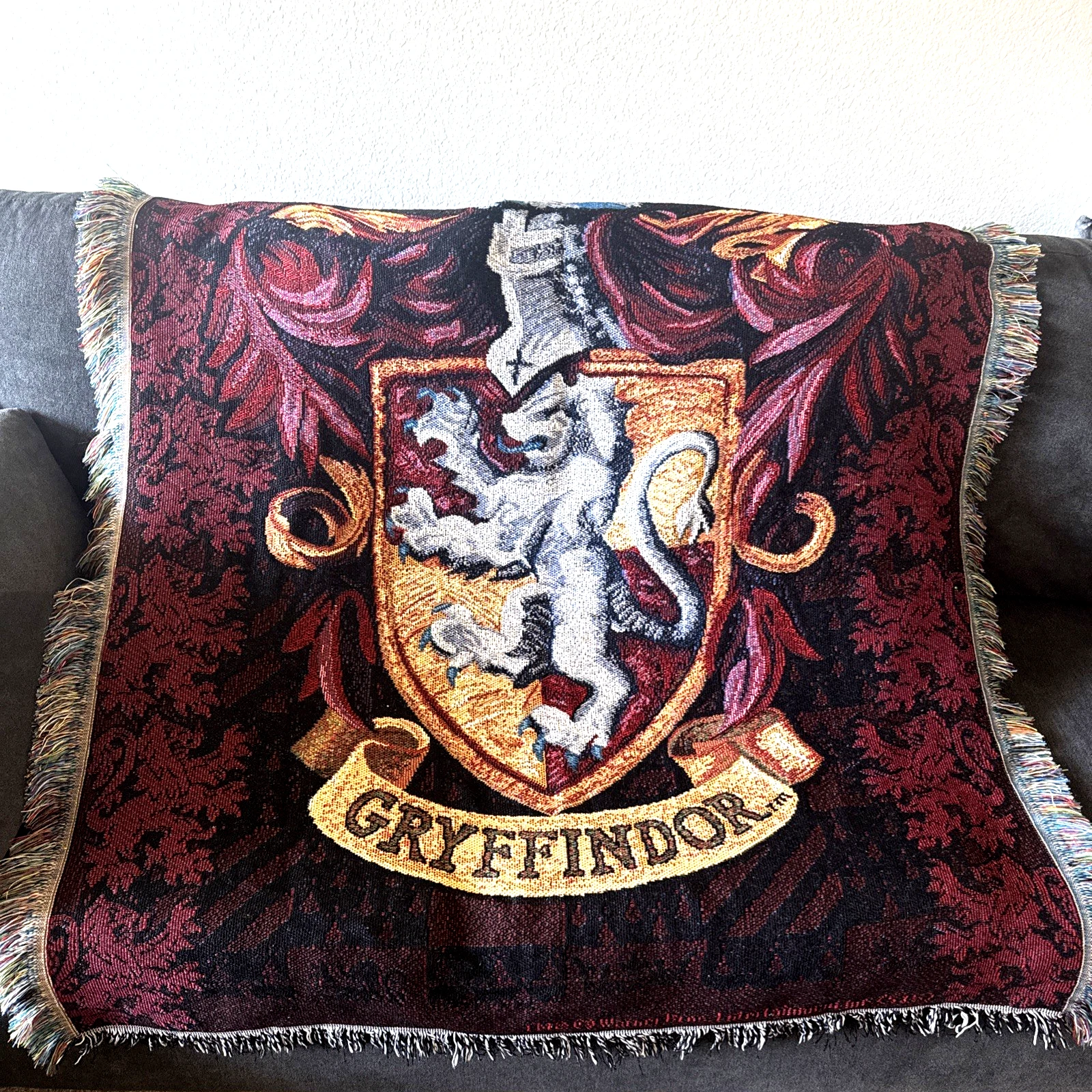 Harry Potter Gryffindor Woven Tapestry Throw Blanket Hogwarts House Crest Wizard