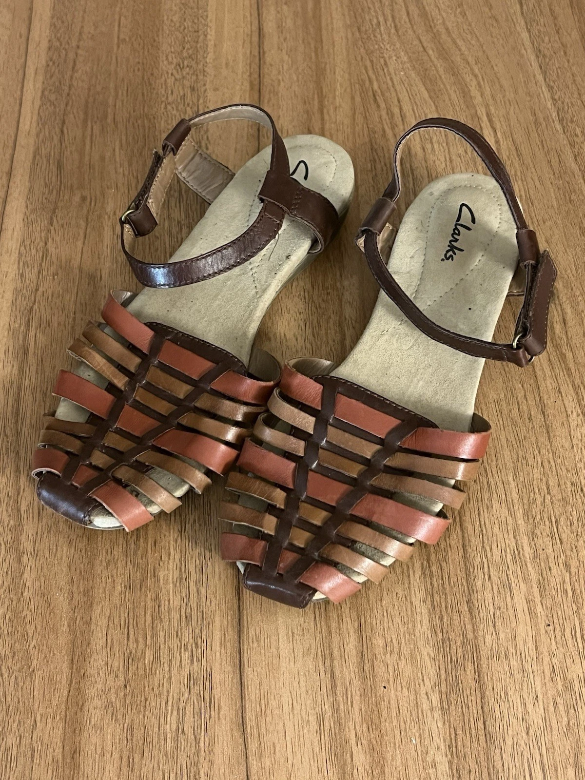 Sandali donna Clarks in pelle intrecciata punta chiusa scarpe Jaina Rouge 8 5 M