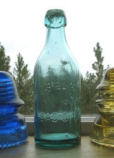 back bubble! Teal Aqua SACRAMENTO CITY / BILLING'S GEYSER SODA blob top bottle