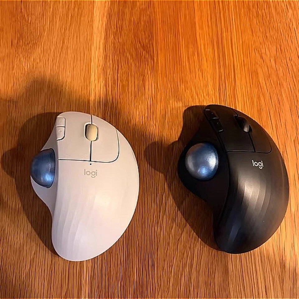 Logitech Ergo M575 Trackball - Comfort Thumb Control for Office & Home - Image 2 of 4
