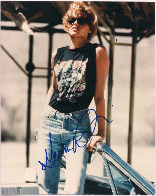 Geena Davis SIGNED 8x10 photo sexy Thelma & Louise  authentic autograph COA