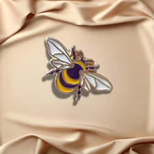Cute Bumblebee Enamel Pin – Bee Lapel Badge – Nature Lover Gift – Insect Jewelry