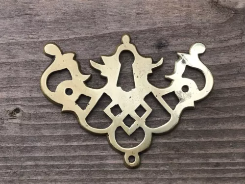 victorian brass fretted keyhole escutcheon image 2