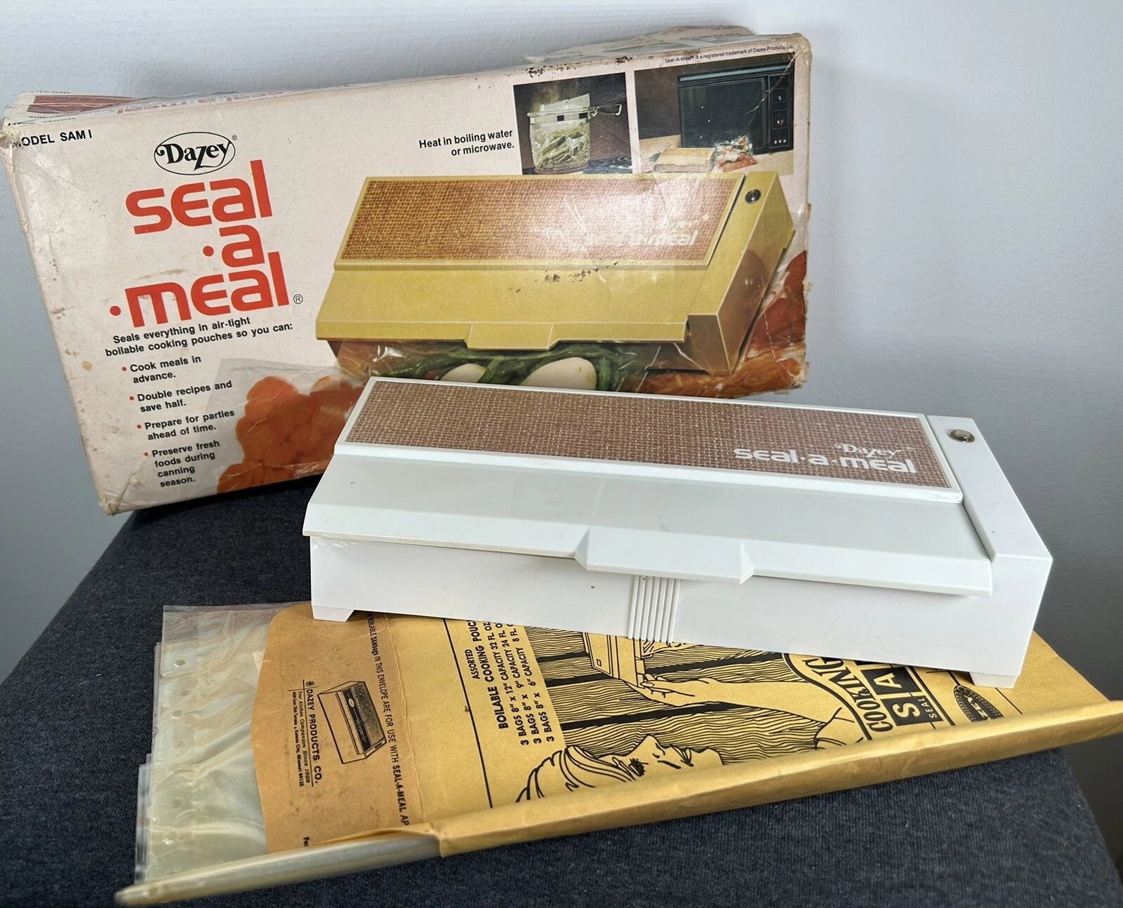 Vintage Dazey Seal A Meal SAM 1 Kitchen Vacuum Sealer Complete w/OG bags. Works.