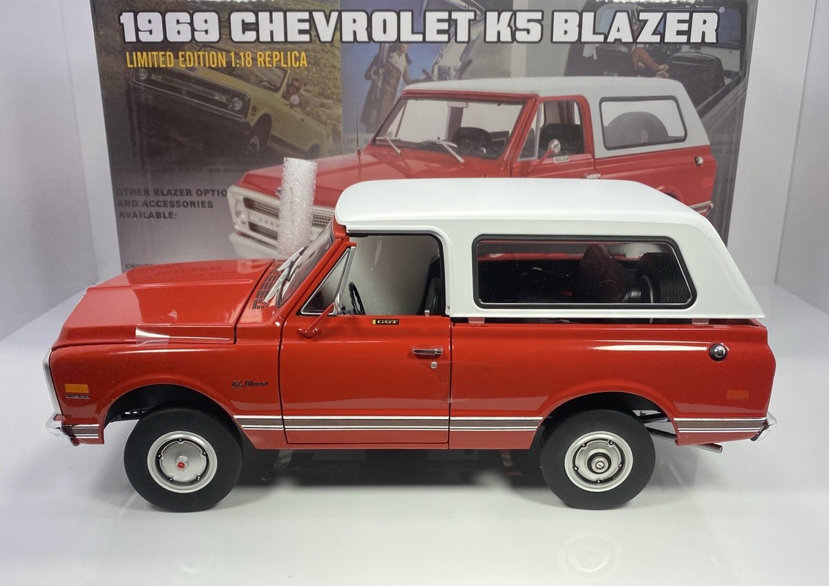 GMP/ACME 1/18 Scale 1969 CHEVY K5 BLAZER “VERY DETAILED AND