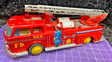 15in T.N Nomura Fire Ladder Toy Truck Japan Tin Litho, w/ Moving Drive Pcs