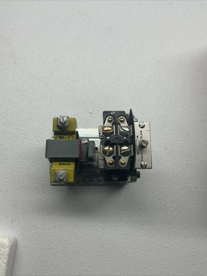 Cutler-Hammer Series A1 Pneumatic 3min Timer - D80NE1C, 600V, D80N, D80AS1, NOS - Image 3 of 4