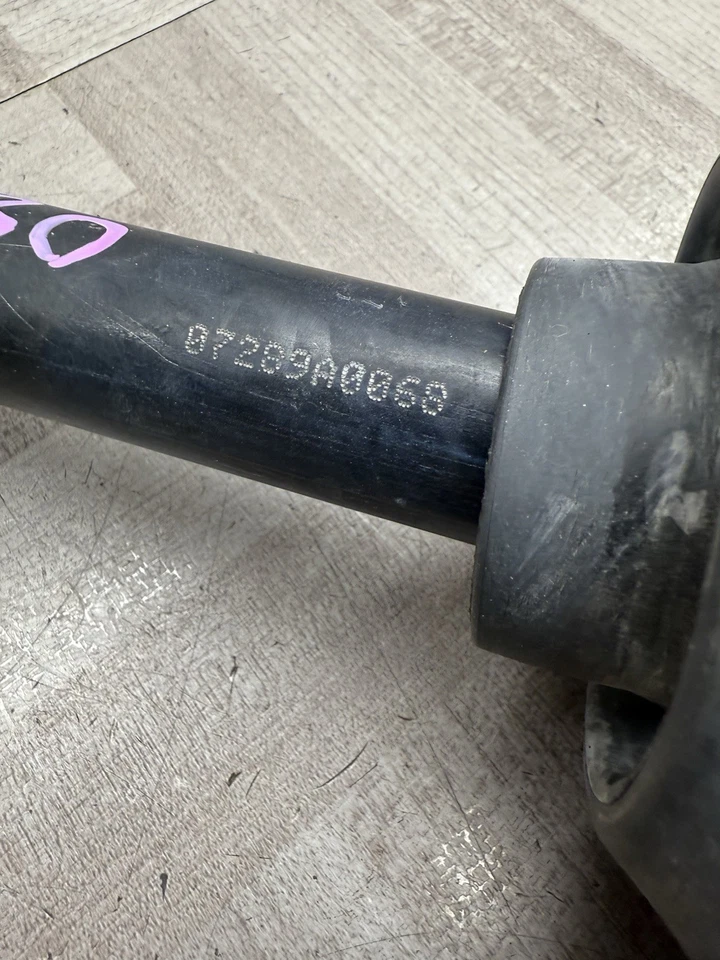 ✅❗️Pontiac G8 GT 2008 2009 columna de dirección a rack eje junta barra nudillos Foto 4 de 4