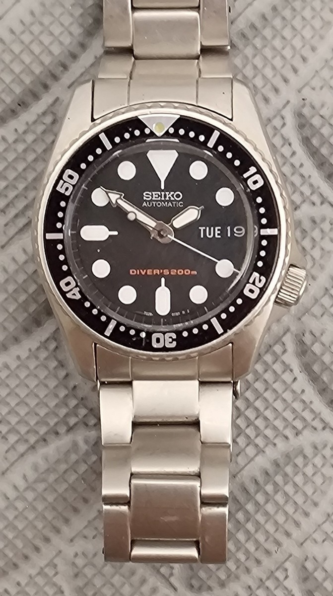 Seiko 7S26-0030 200M Automatic Dive Watch w/Day & Date | eBay