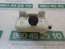 Pompe direction assistée Nissan NV200