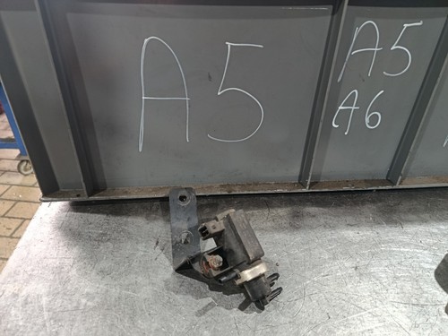 VW / Audi Magnetventil, Ladedruckventil, Druckwandler 1H0906627 Original