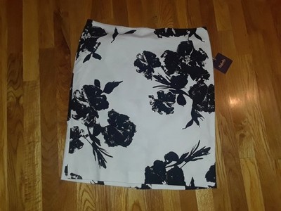 NWT Women's Rafaella Black White Floral Pencil Skirt Size 16