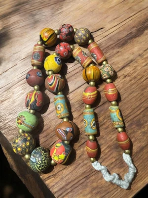 Collier de perles de verre du Népal • perles de verre faites à la main de sty... - Photo 1/4