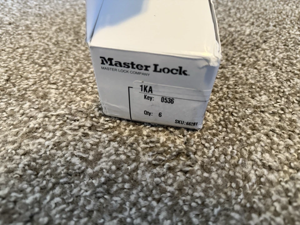6 PACK Master Lock 1KA 0536 Commercial Grade Padlock NEW - Image 3 of 4
