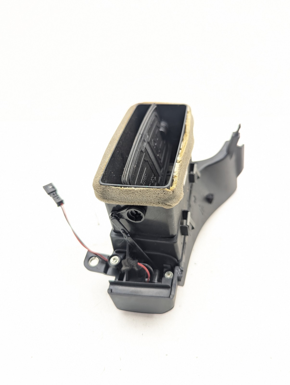 Maserati Quattroporte 2014-2022 Front Left Side air duct