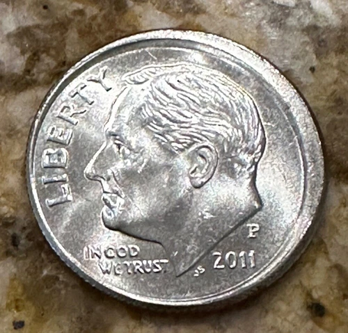 2011 P mint mark Roosevelt dime off center strike very good condition