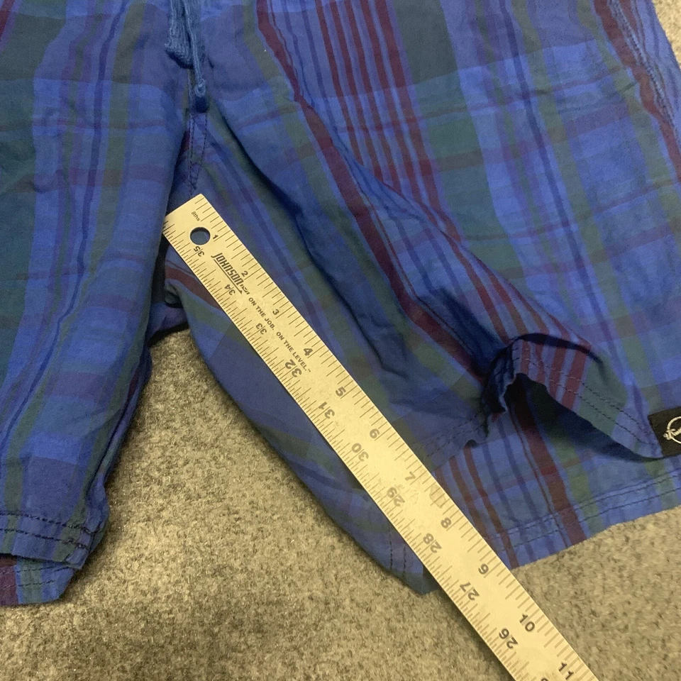 Bañador corto de rendimiento resistente a la intemperie para hombre • Talla grande L Foto 3 de 4