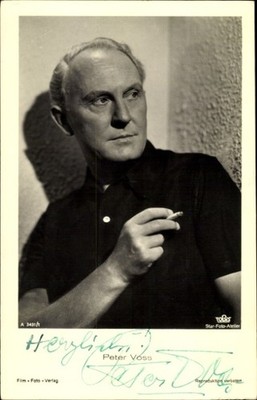 Postcard actor Peter Voss, portrait, cigarette, autograph - 10905203