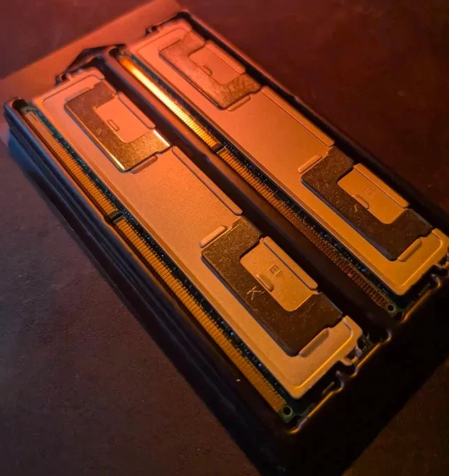 HP 397413-B21 – 1GB (2x512MB) DDR2 PC2-5300 ECC Registered Server RAM Kit - Image 4 of 4