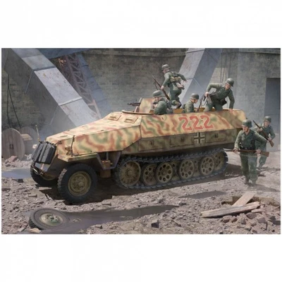 Trumpeter Sd.Kfz. 251 D Modèle Réservoir 1:16 800 Pièces Kit Militaire - Photo 1/4