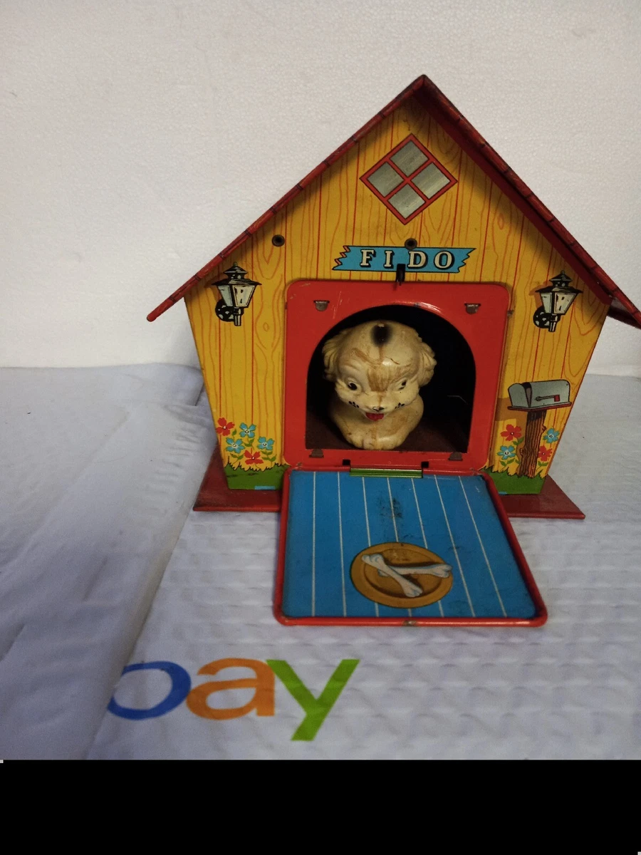Box 2025 dog house