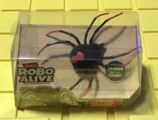 Zuru Robo Alive Crawling Spider Crawls Like a Real Spider! Glows in Dark - New