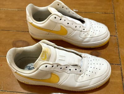 Size 9 - Nike Air Force 1 '07 Low White Varsity Maize