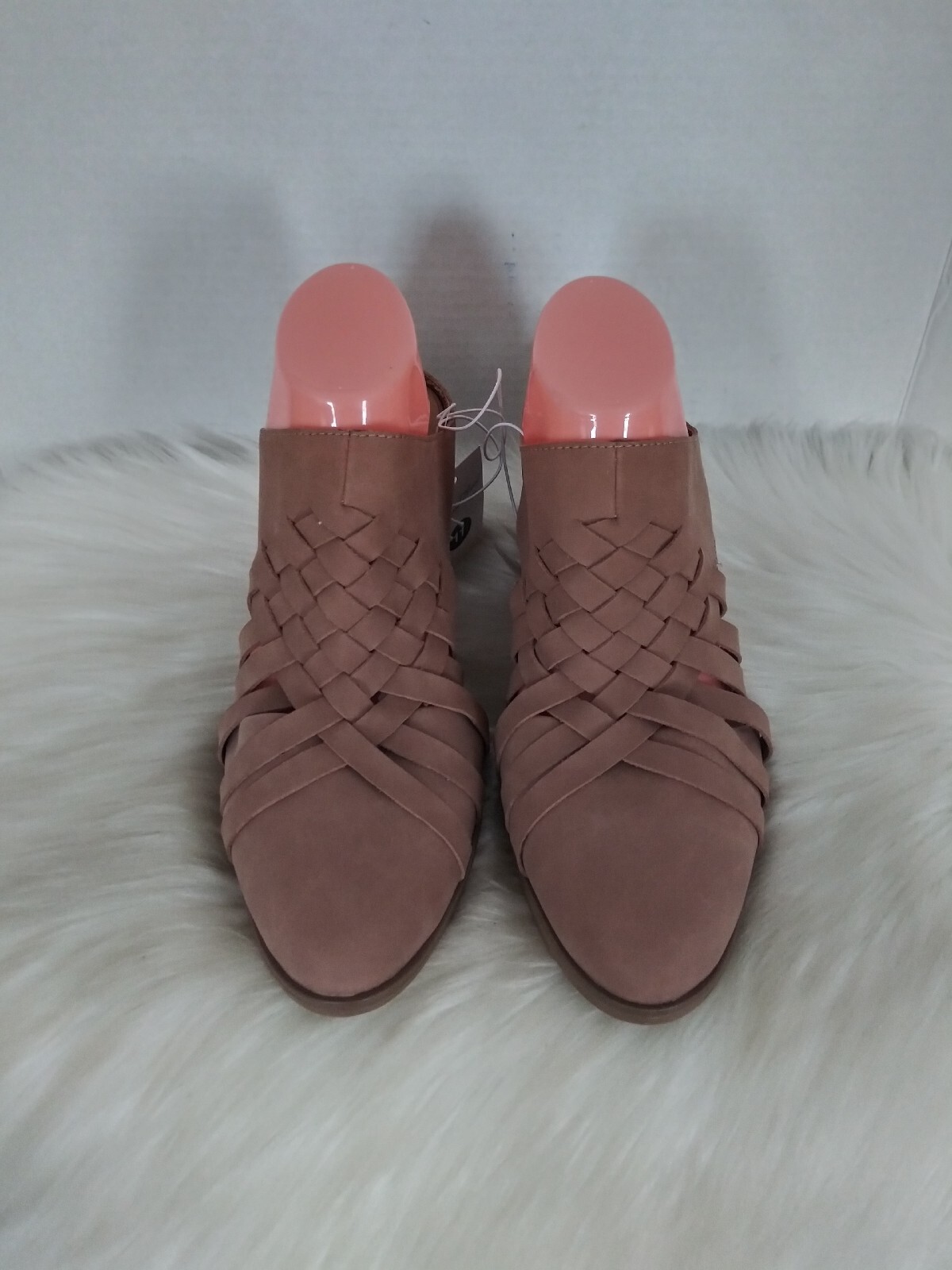 Easy Street Women's Becker Ankle Boot - Lace-Up Bootie With Block Heel & Tassel Detail