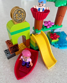 LEGO DUPLO 10513 LAIR of JAKE THE PIRATES - brick parts lot VGC