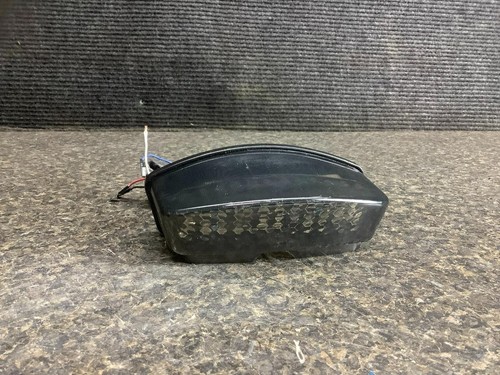 Luz de freno Ducati M750 Monster 750 02 8L - Imagen 2 de 3