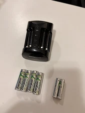 Energizer PRO Charger for AAA & AA NiMH + 4 AA 2000 mAh rechargeable batteries
