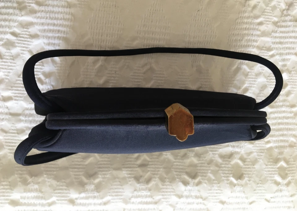 Princess navy 1940's vintage purse with coin purse, comb and mirror - Image 3 of 4