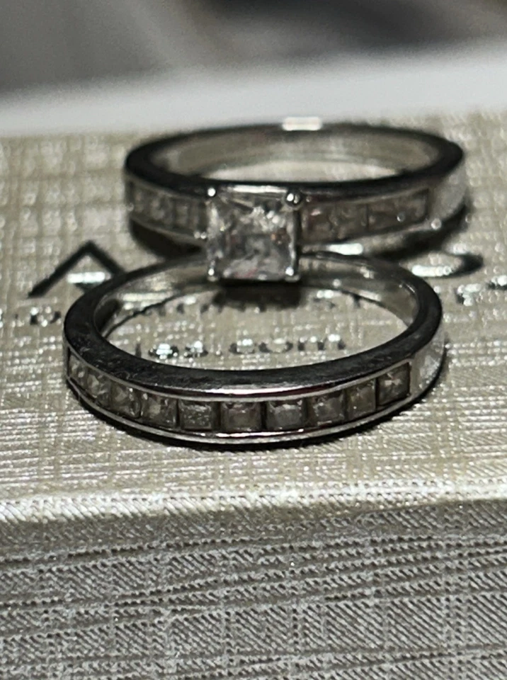 Princess Cut Cubic Zirconia Solitaire Engagement Wedding ring Set - Image 2 of 4
