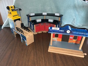 brio train depot