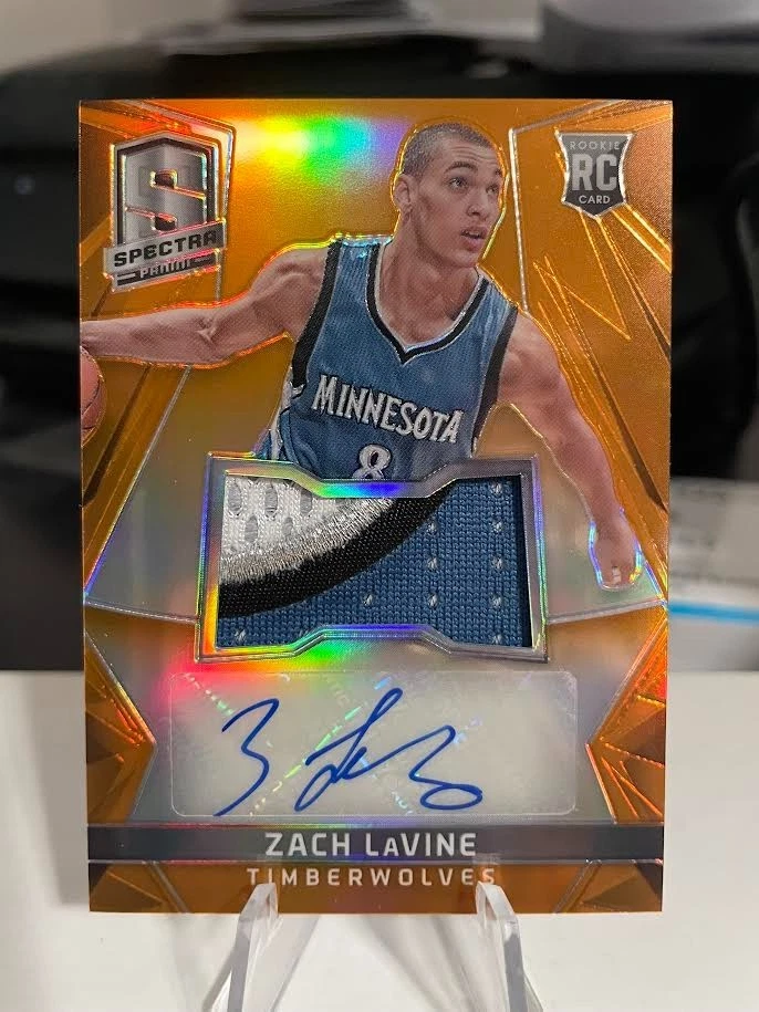Zach LaVine Sports Trading Card Singles Autographed Basketball for