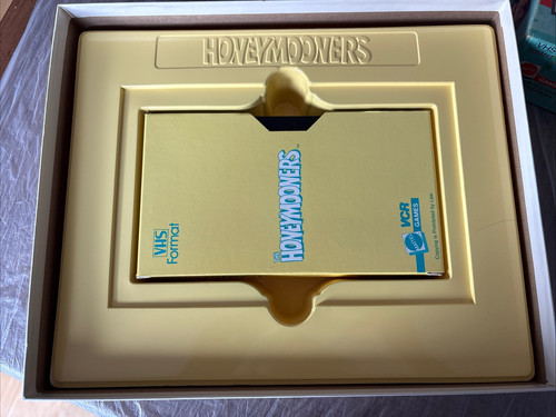 The Honeymooners VCR VHS Game 1986 Mattel - Picture 2 of 8