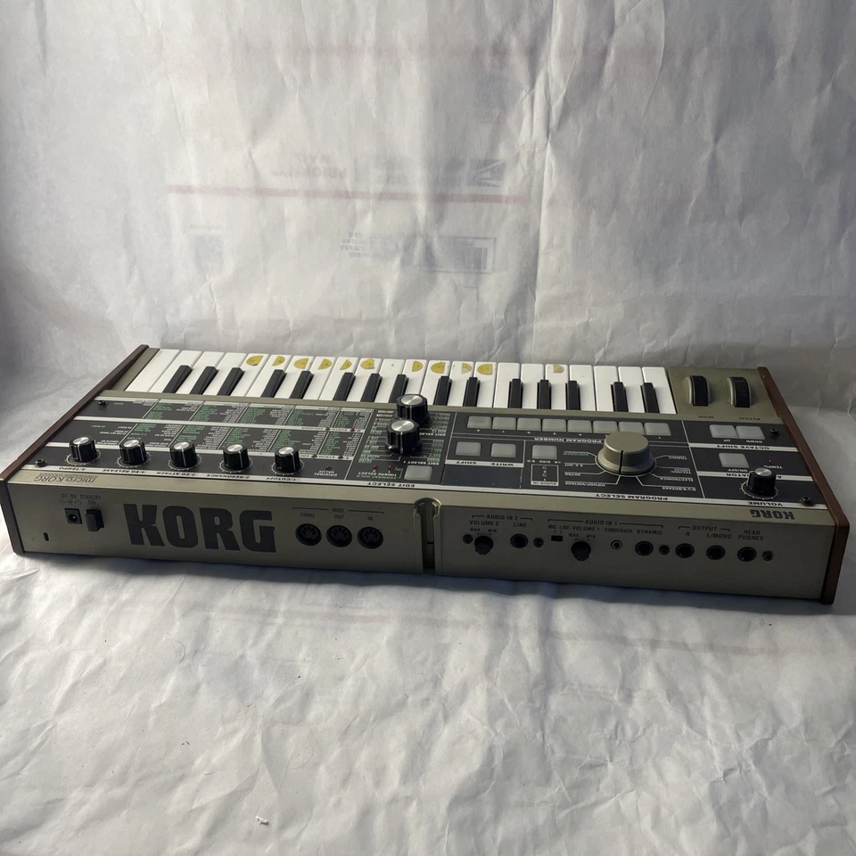 Korg MicroKorg Keyboard Vocoder Analog Modeling Synthesizer - Tested ! READ!  - Image 4 of 4