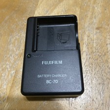 Fujifilm BC-70 Rapid Battery Charger for Fuji NP-70 Lithium-Ion Battery