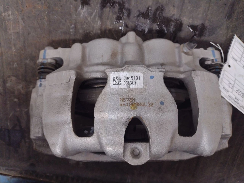 Pinza delantera izquierda conductor 13567367 para Chevrolet Blazer 24-25 3084686 Foto 4 de 4